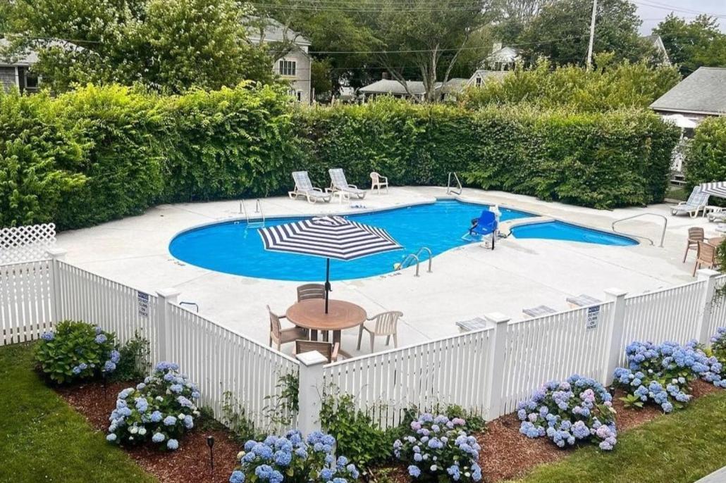 Edgartown Commons Vacation Apartments エクステリア 写真
