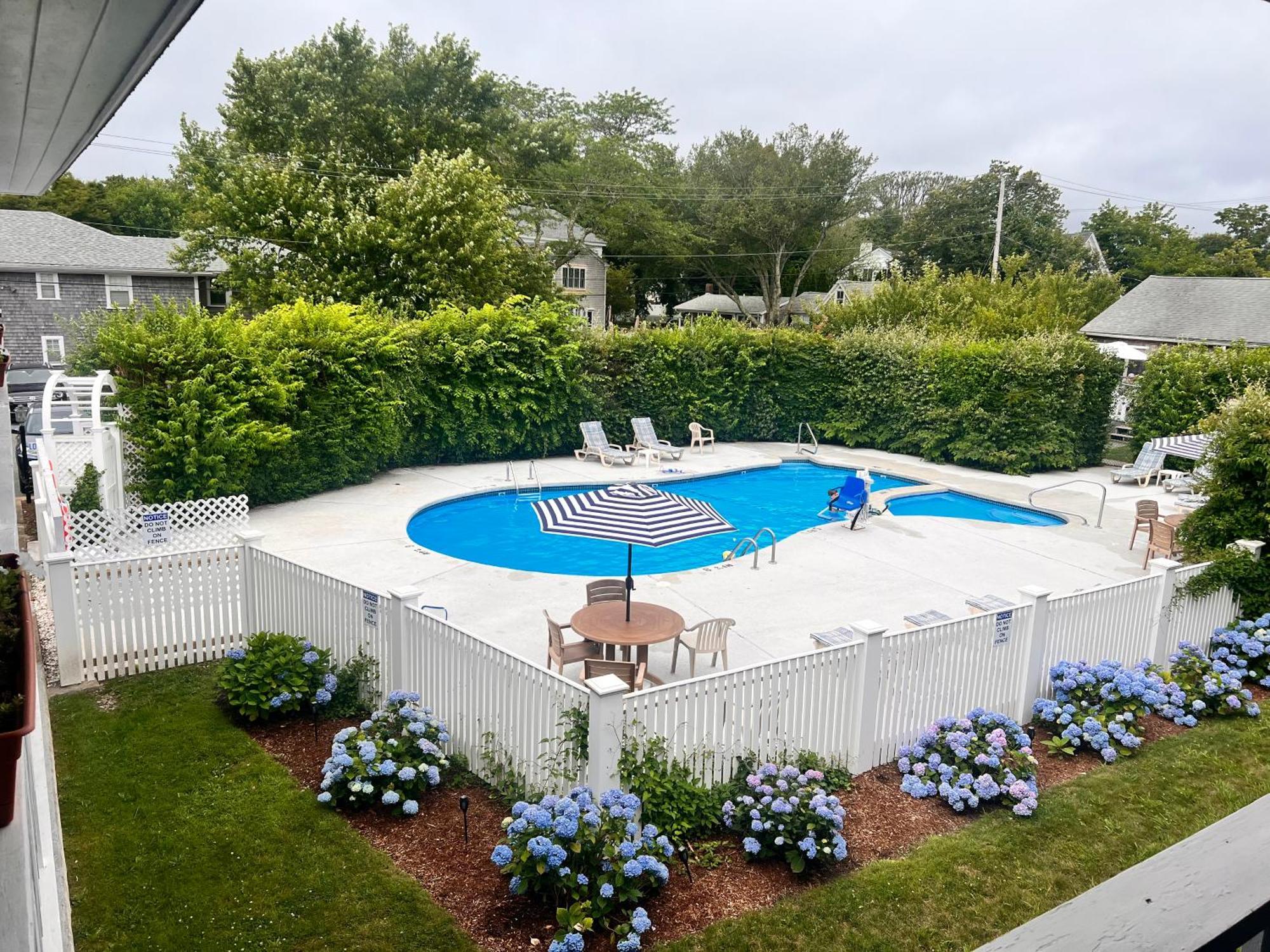 Edgartown Commons Vacation Apartments エクステリア 写真